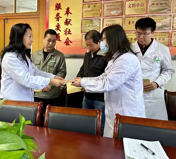 071707293562403649.jpg 4.jpg